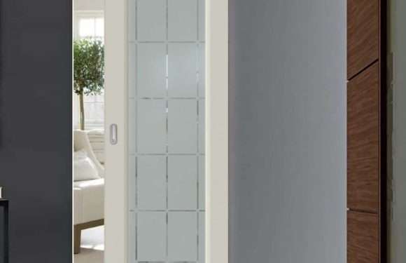 Межкомнатные двери со стеклом: стиль и функциональность в вашем доме